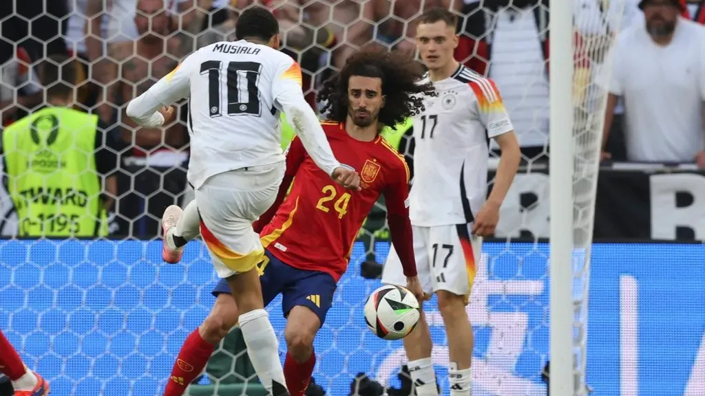 La mano de Cucurella que desató el enojo de Alemania: IMAGO