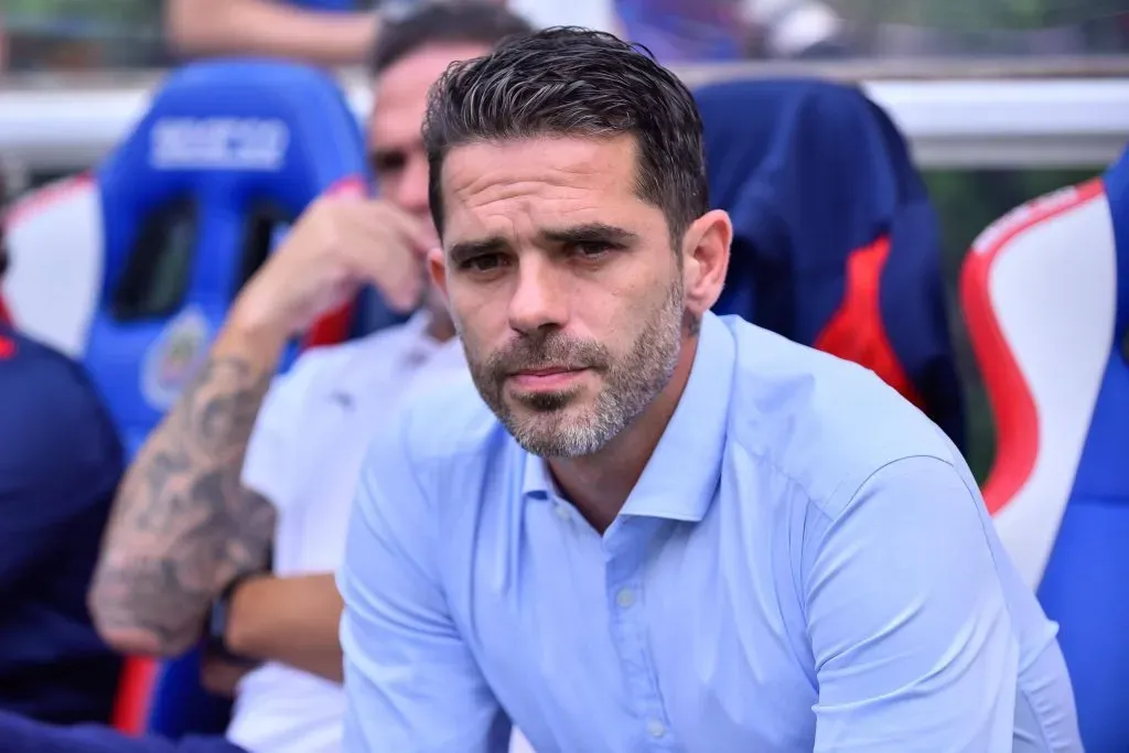 Gago dirige las Chivas desde inicios de 2024. (Foto: Imago)