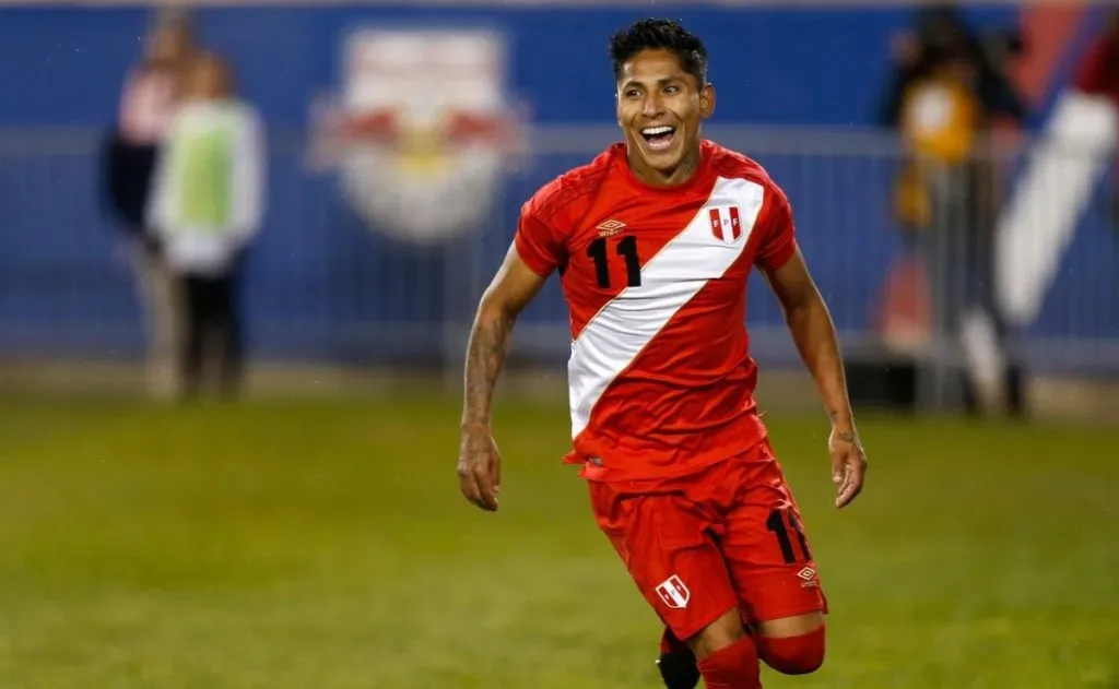 Raúl Ruidíaz fue campeón con Universitario el 2009 en su primera temporada en Primera División.