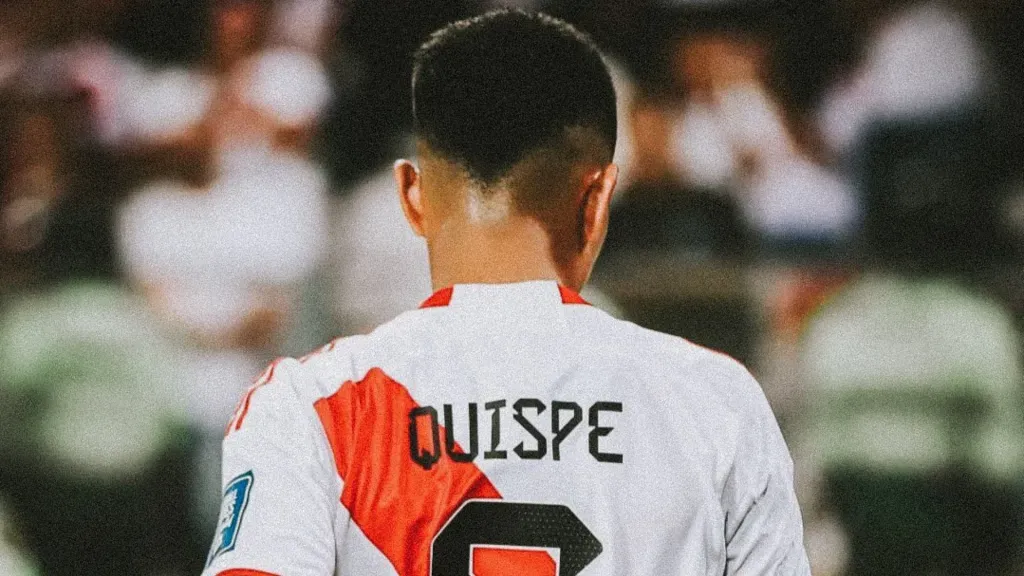 Piero Quispe también es titular en la Selección de Perú.