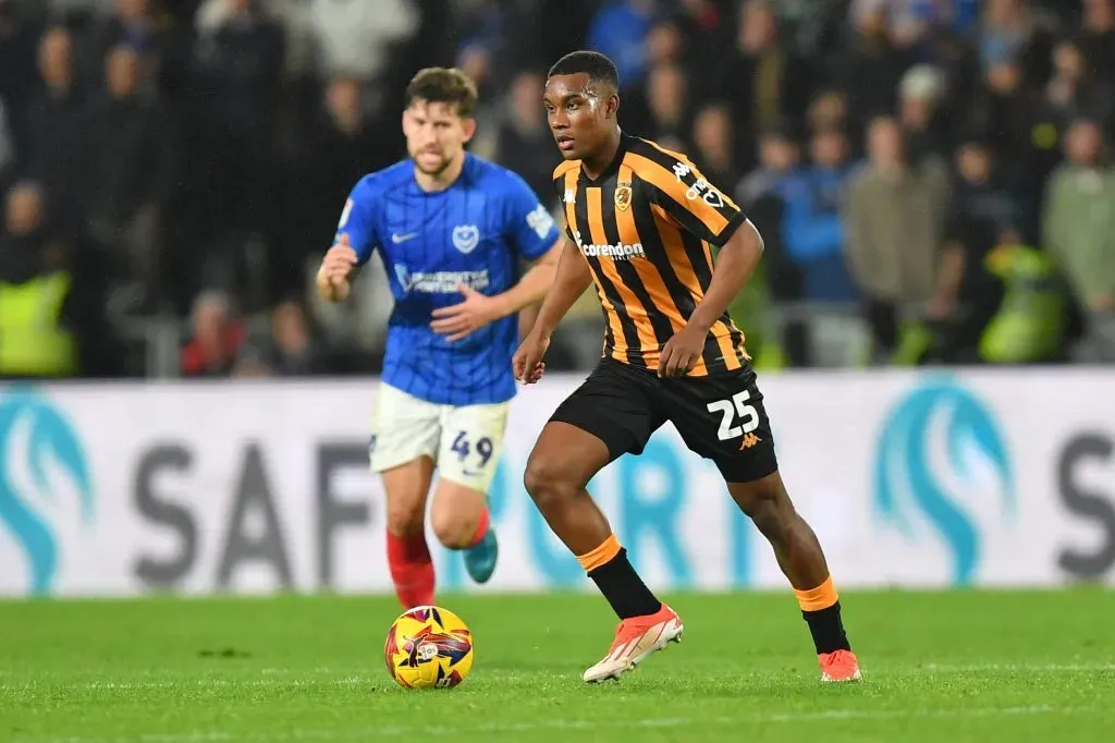 Óscar Zambrano seguiría su carrera en el Hull City. (Foto: Imago)
