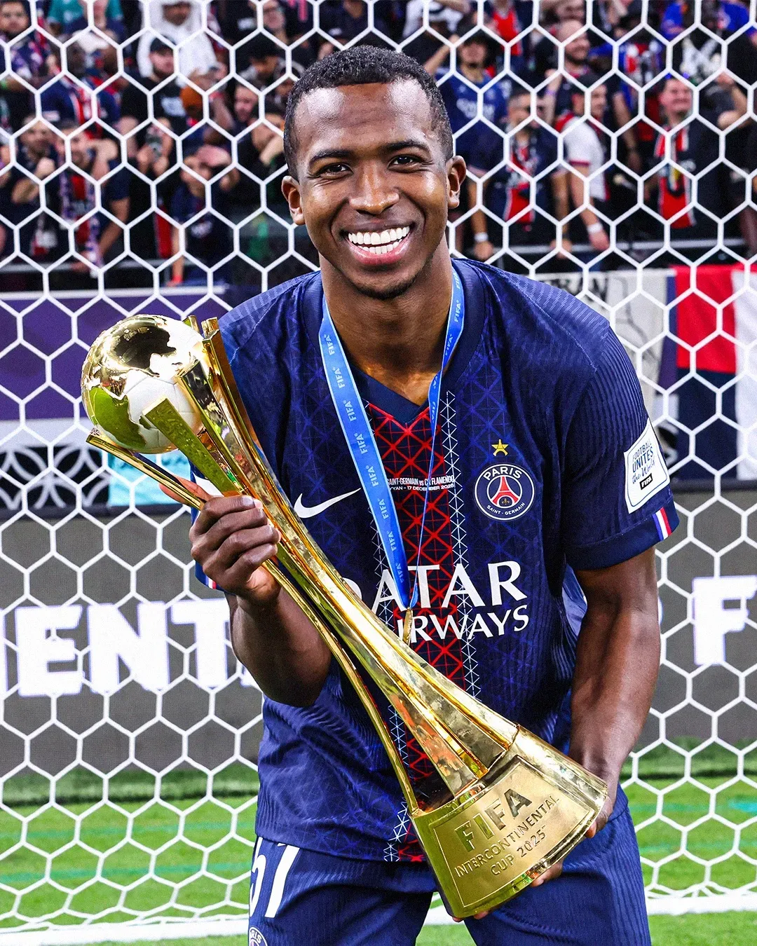 William Pacho campeón Intercontinental