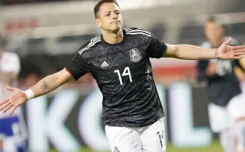 Chicharito sigue siendo convocable por México (Getty).