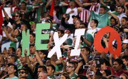 Aficionados de México y acciones vergonzosas.