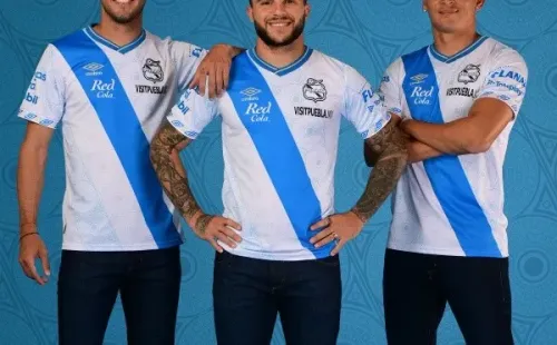 La playera de local de Puebla para el Apertura 2021. (@UmbroMex)