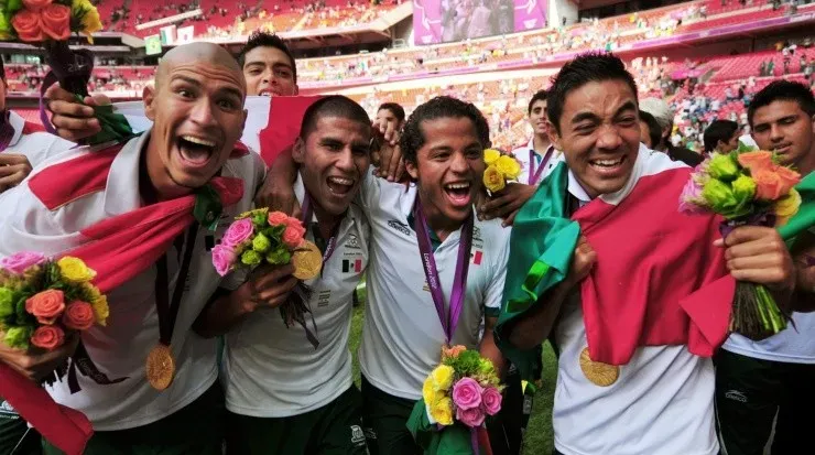 El Tri celebra la Medalla de Oro en Londres. (JAM Media)