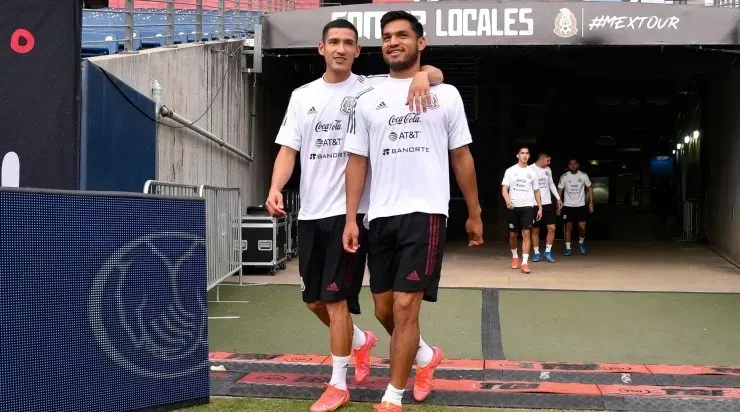Antuna y Aguirre durante un entrenamiento del Tri. (Imago 7)