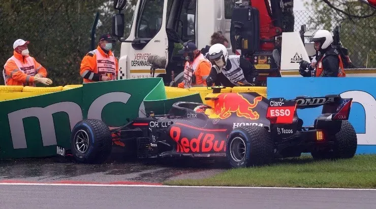 El accidente de Checo en el GP de Bélgica. (Getty)