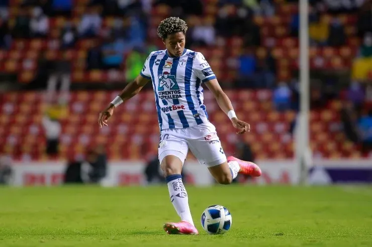 Yairo Moreno. JAM Media.