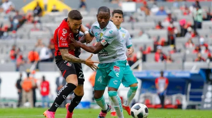Mosquera fue parte de la derrota ante Atlas.(Imago 7)