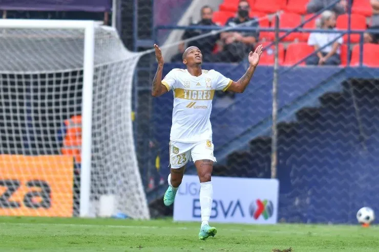 Luis Quiñones en Tigres UANL