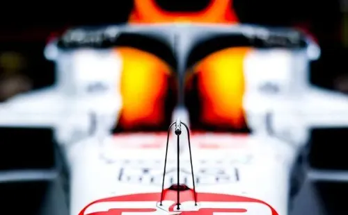 El monoplaza blanco de Red Bull para Turquía. (@redbullracing)