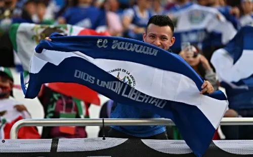 Los seguidores de El Salvador esperan un gran encuentro (Imago 7).