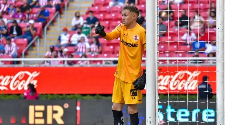 No fue el ingreso deseado del portero. (Imago 7)