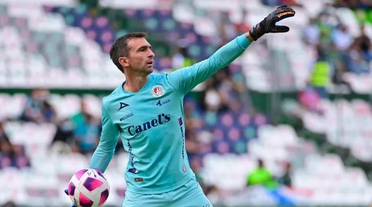 Barovero y un juego para el olvido (Imago 7)