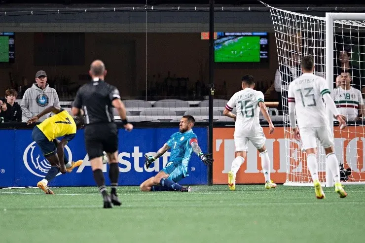 El Avión Ramírez y Haret Ortega