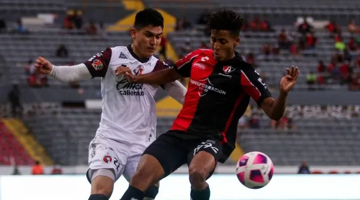 Herrera resolvió mal una jugada clara. (Imago 7)