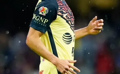 Seba Córdova decepciona a directivos y fanáticos (Imago 7)