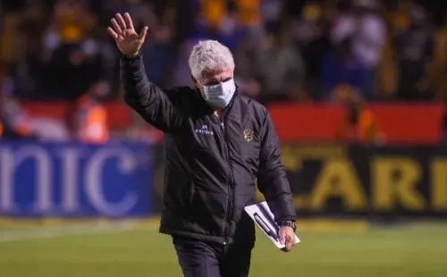 Tuca Ferretti explicó la polémica (Imago 7)