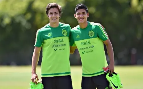 Negro Santos destrozó a Sebastián Córdova y Uriel Antuna (Imago 7)