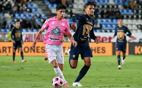 Kevin Álvarez con la playera del Pachuca (Imago 7)