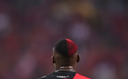 Julián Quiñones jugó la Final de Liga MX con el pelo rojinegro (Imago 7)