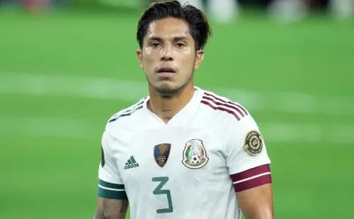 Carlos Salcedo en la Selección Mexicana (Getty Images)