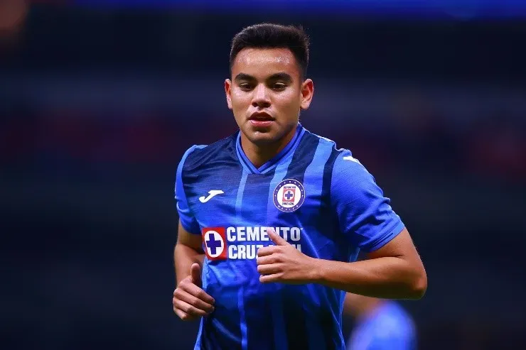 Charly lleva dos goles y una asistencia en Cruz Azul (Imago 7)