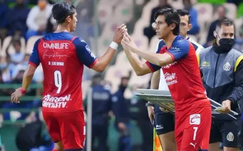 JJ Macías deberá echarse el equipo al hombro esta noche (Imago 7)