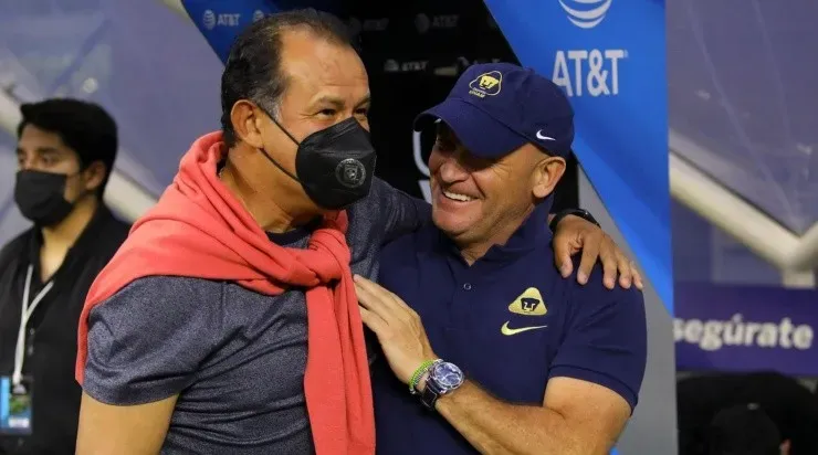 Juan Reynoso y Andrés Lillini, cara a cara por la final. (Imago 7)