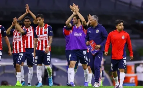 Chivas escala en la tabla de posiciones (Imago 7)