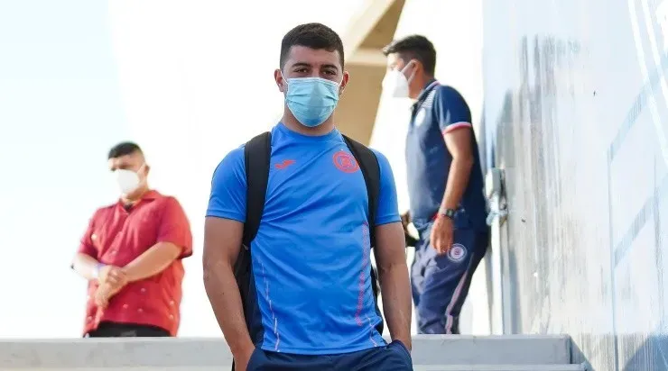 Erik Lira se metió en la polémica por el ex auxiliar. (Imago 7)