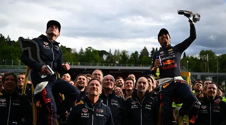 Red Bull celebra el 1-2 en Imola. (Getty)