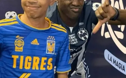 Joel Campbell trolleando a fanático de Tigres (Twitter)
