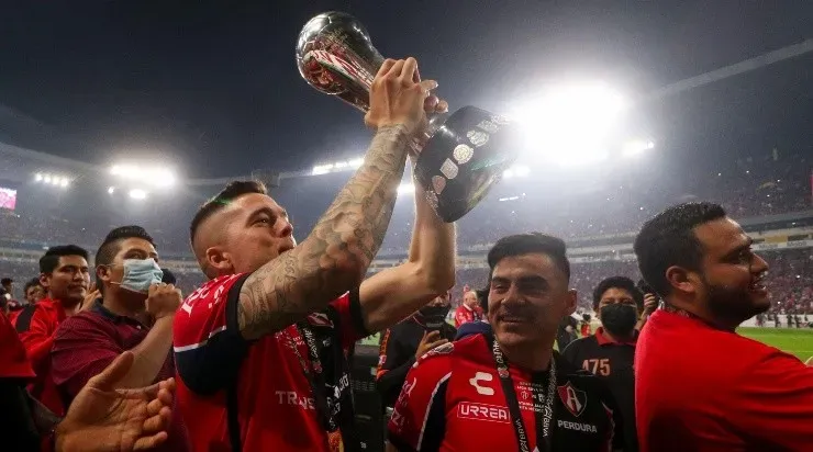 Troyansky celebra el título del Apertura 2021. (Imago 7)