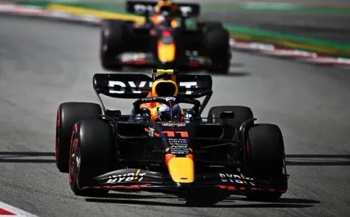 “Elúnico defecto de Pérez fue no ser Max Verstappen”, señaló Planet F1 (Getty Images)