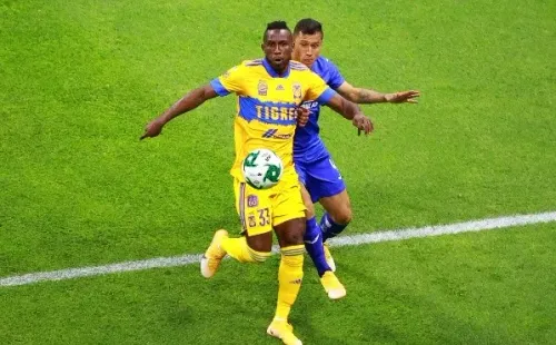 Julián Quiñones con los colores de Tigres (Imago 7)