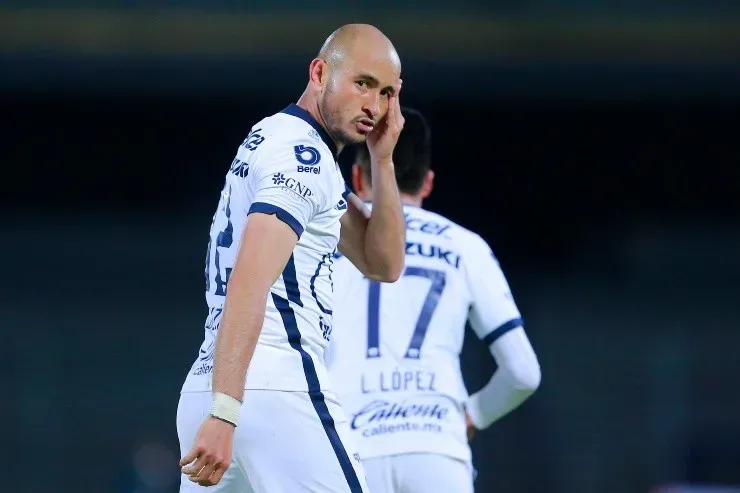 CIUDAD DE MEXICO, MEXICO - DICIEMBRE 6: Carlos Gonzalez del Pumas en festejo despues de anotar el tercer gol de su equipo durante el juego de vuelta de las Semifinales del Torneo Guard1anes 2020 de la Liga BBVA MX en el Estadio Olímpico Universitario el 6 de Diciembre de 2020 en la Ciudad de Mexico, Mexico. (Foto: Mauricio Salas/JAM MEDIA)