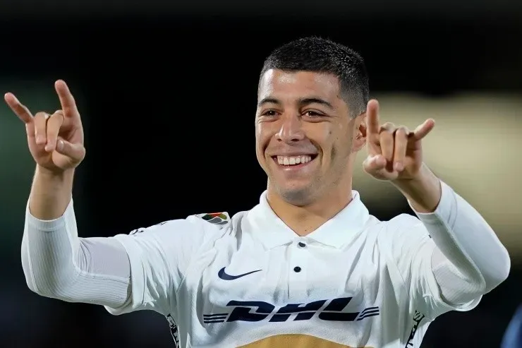 Ciudad de Mexico, 4 de noviembre de 2021. Erik Lira , durante el partido de la jornada 11 del torneo Grita Mexico Apertura 2021 de la Liga BBVA MX, entre Pumas de la UNAM y Club Santos celebrado en el estadio Olímpico Universitario. Foto: Imago7/Rafael Vadillo