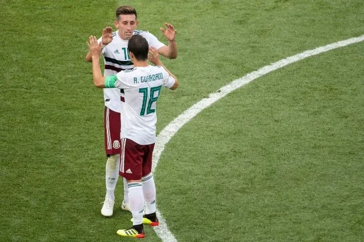 Guardado y Herrera volverán a compartir mediocampo. Créditos: Imago7