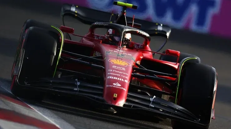 Carlos Sainz y un nuevo abandono en Bakú. (Getty)