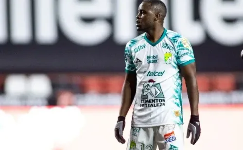 Joel Campbell, el extranjero “sacrificado” de León (Imago 7)