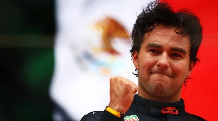 Checo Pérez va por una temporada histórica. (Getty)