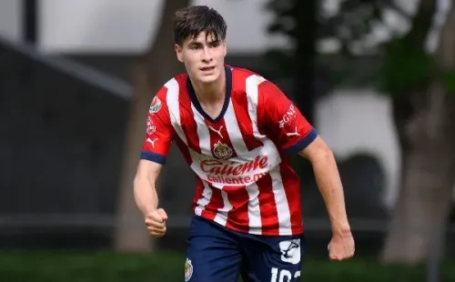 Armando González, en la Sub-20 de Chivas (Imago 7)