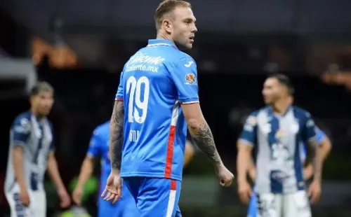 Carlos Rotondi, tras su debut en Cruz Azul (Imago 7)