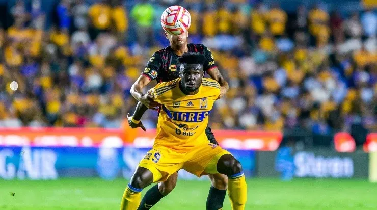 MONTERREY, MEXICO - JULY 17: Jordy Caicedo of Tigres fights for the ball with Christian Rivera of Tijuana during the 3rd round match between Tigres UANL and Tijuana as part of the Torneo Apertura 2022 Liga MX at Universitario Stadium on July 17, 2022 in Monterrey, Mexico. (Photo by Francisco Vega/Getty Images)-Not Released (NR)