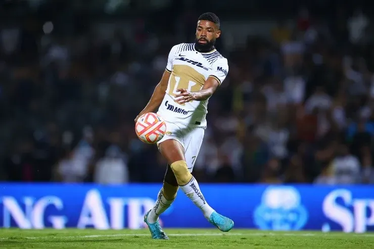 Ciudad de Mexico, 27 de julio de 2022. Diogo de Oliveira, durante el partido de la jornada 5 del torneo Apertura 2022 de la Liga BBVA MX, entre los Pumas de la UNAM y el Mazatlán FC, celebrado en el Estadio Olímpico Universitario. Foto: Imago7/ Eloisa Sánchez
