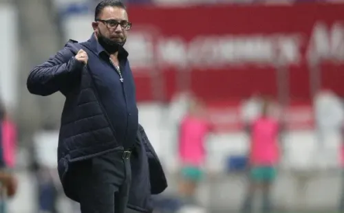 El Turco Mohamed dijo que le gustaría dirigir a México. (Foto: Imago 7)