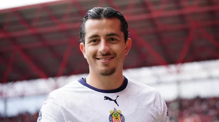 Alan Mozo se agranda para el Clásico. (Imago 7)