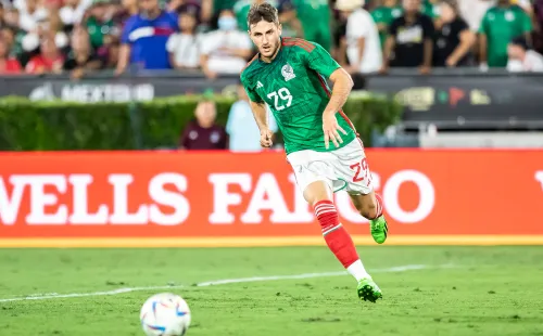 Santi Giménez admitió admiración por Chicharito Hernández (Imago 7)